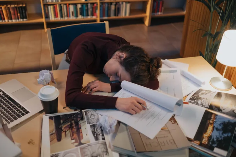 The Straight-A Trap: How Academic Excellence Can Quietly Destroy Your Professional Confidence